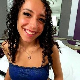 Priscila Belini from 